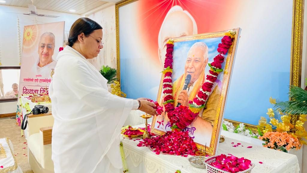 प्रो. कमल दीक्षित जी की द्वितीय पुण्य तिथि - ब्लेसिंग हाउस